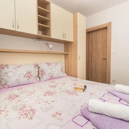 Apartment Galic *